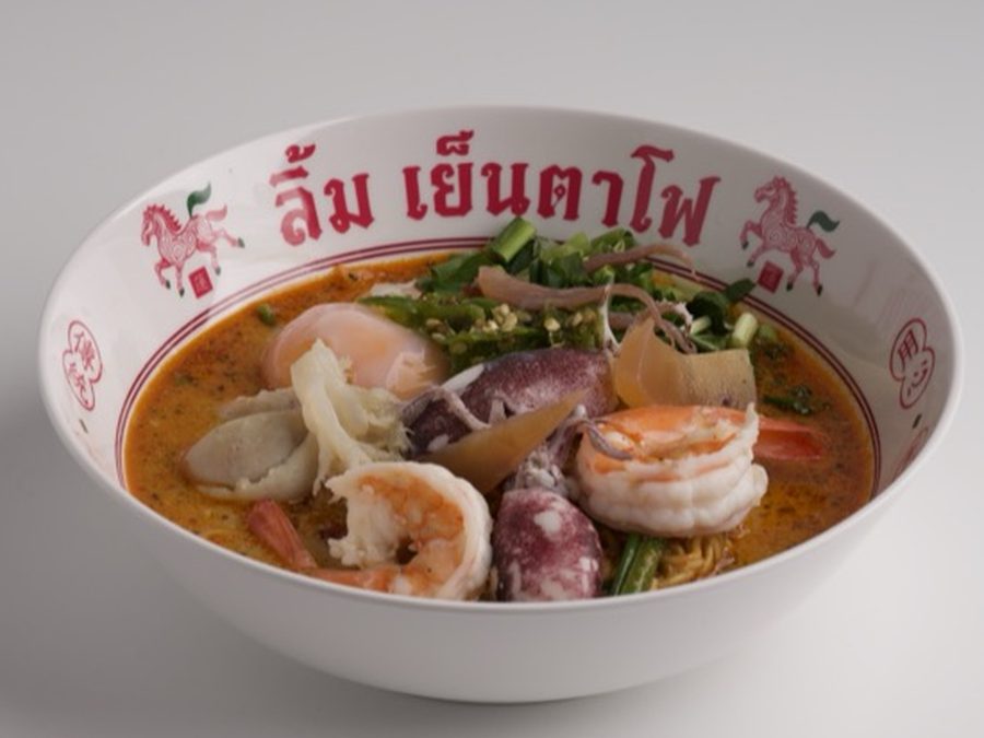 มาม่าต้มยำไข่ลวก ทะเล
